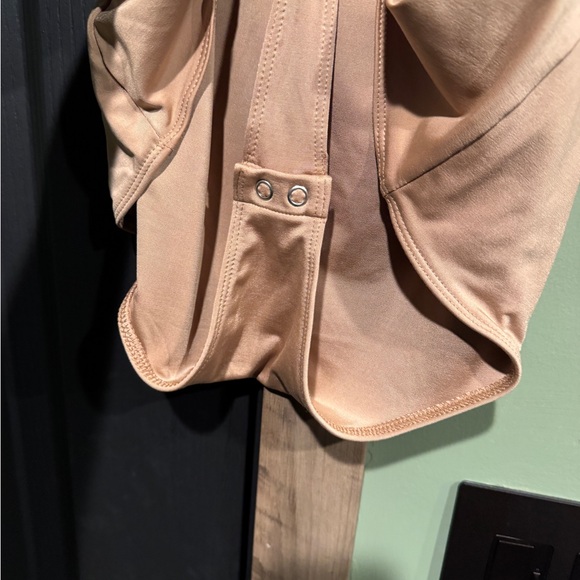 Express body suit - Picture 4 of 4